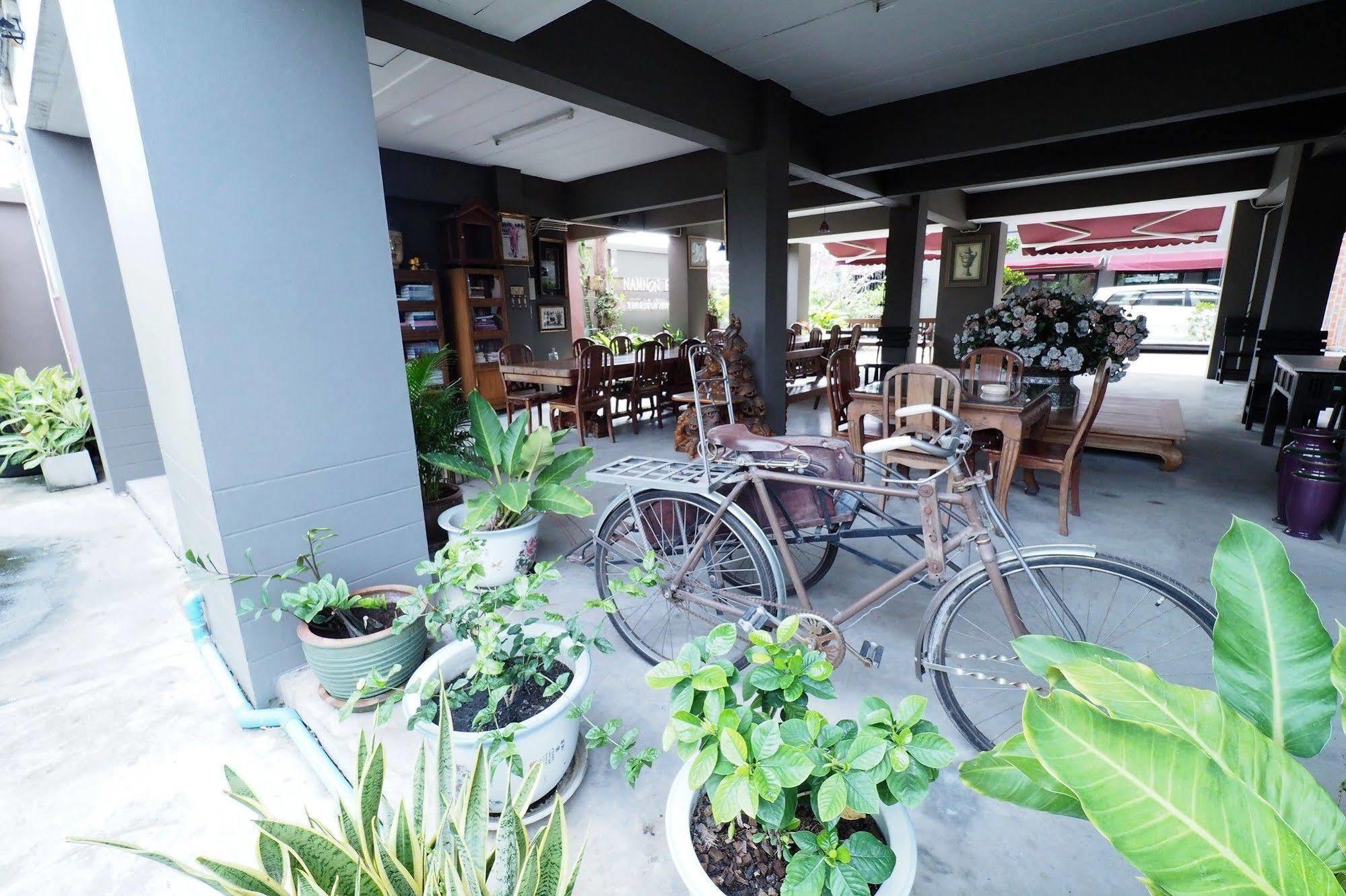 Namnon Place Nonthaburi Zewnętrze zdjęcie